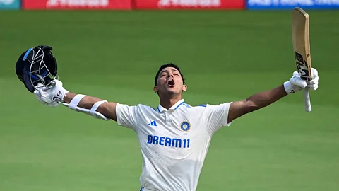  Yashasvi Jaiswal lights up Rajkot with second double century in Test cricket – IND vs ENG