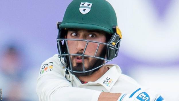 Kashif Ali's maiden century buoys Worcestershire on Division One return