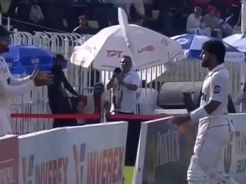 Mohammad Rizwan throws his bat towards Babar Azam after declaration as Pakistan teammates react during 1st Test vs BAN