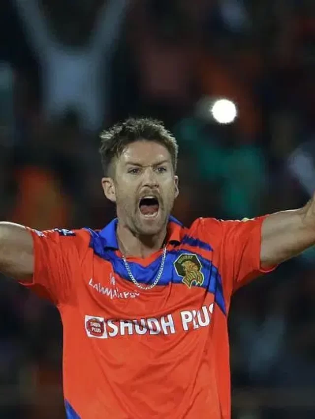 5 Bowlers To Take Multiple Hat-tricks In IPL